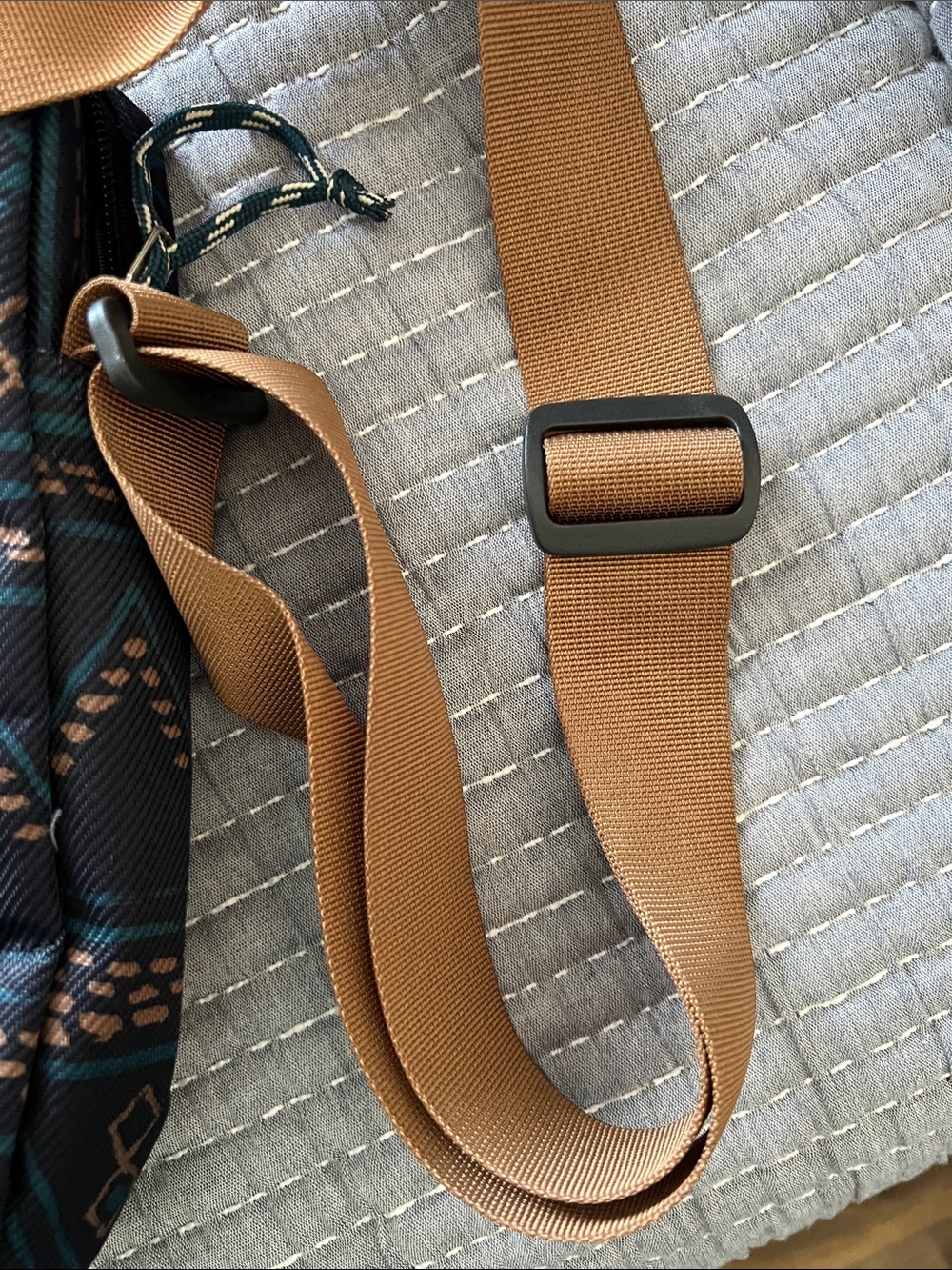 The North Face Patterned Messenger Bag in Khaki Tan Brown & Teal - Picture 6 of 7